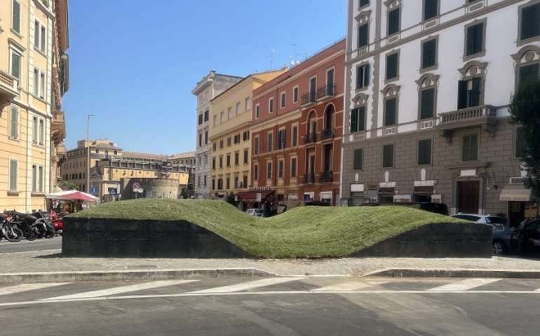 Roma, ripristinato il monumento ad Alcide De Gasperi