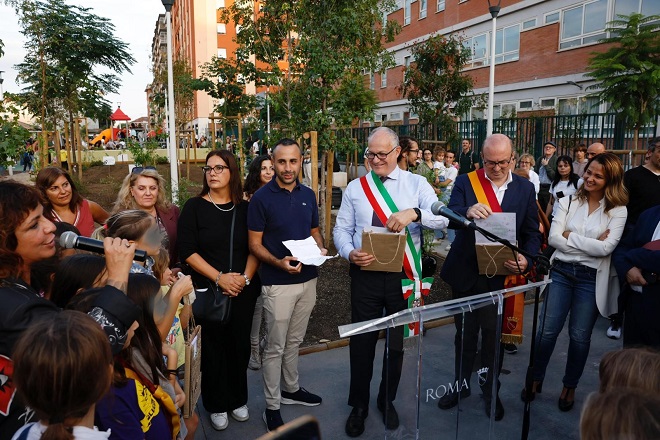 L'inaugurazione del giardino