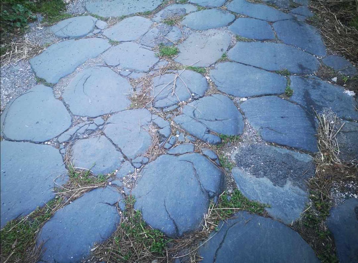Il basolato della via Appia