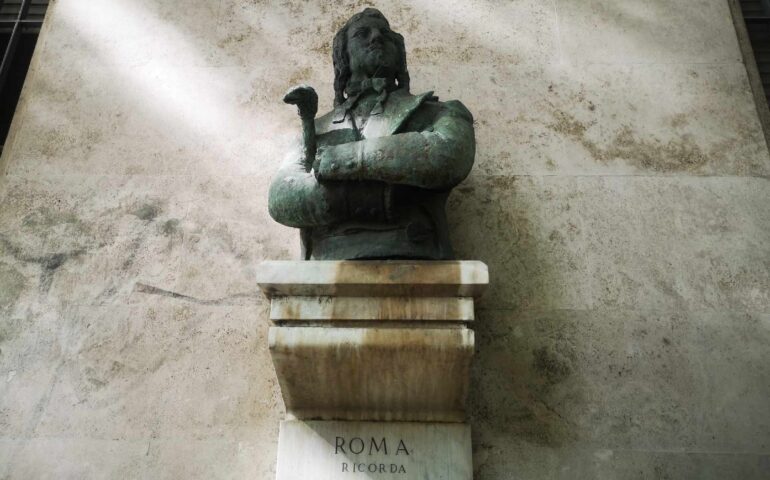 Busto di Pinelli