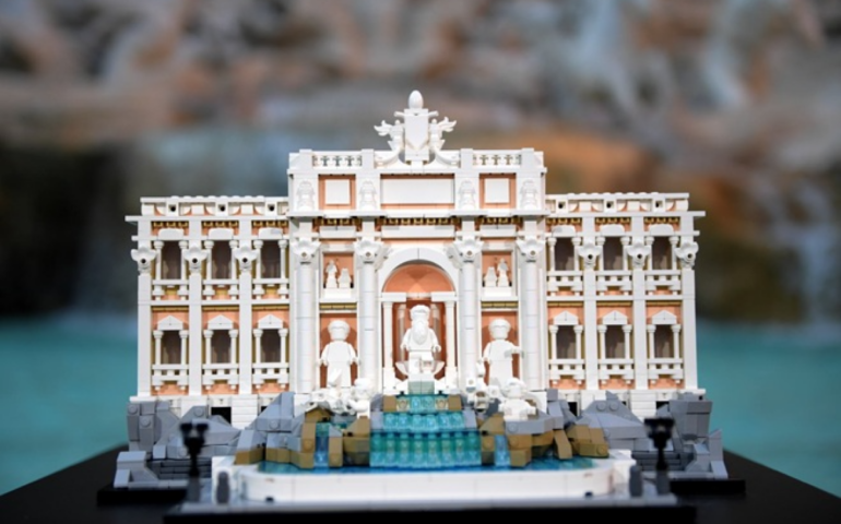 La Fontana di Trevi di lego