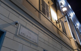 Roma, restaurate le lampade storiche in via del Babuino