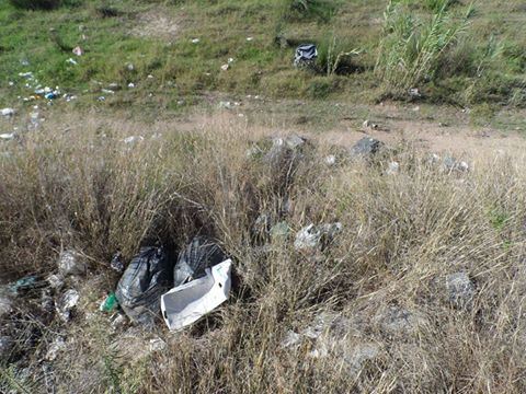 Tortolì Ancora àliga e abbandonu. Sa denùntzia de unu letore.