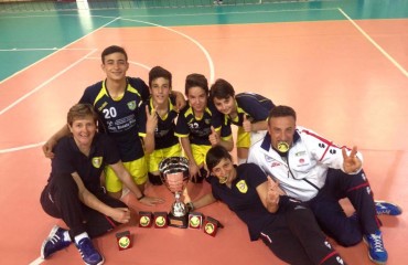 new volley. allenatori e atleti ( foto P.Schiattarella)