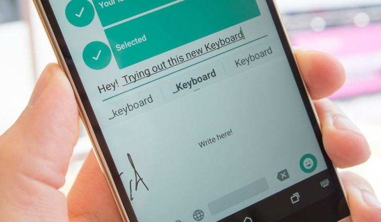 Google lancia l’app “Scrittura a mano libera”: trasforma lo smarthpone in un blocco per gli appunti