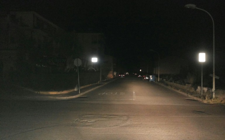 Il quartiere di Zinnias al buio da giorni. Le proteste dei residenti.