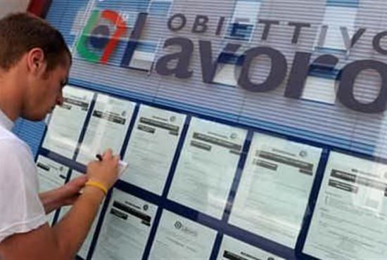 Lavoro: nell’isola 10 mila disoccupati in meno. Sale l’occupazione del 2,4%