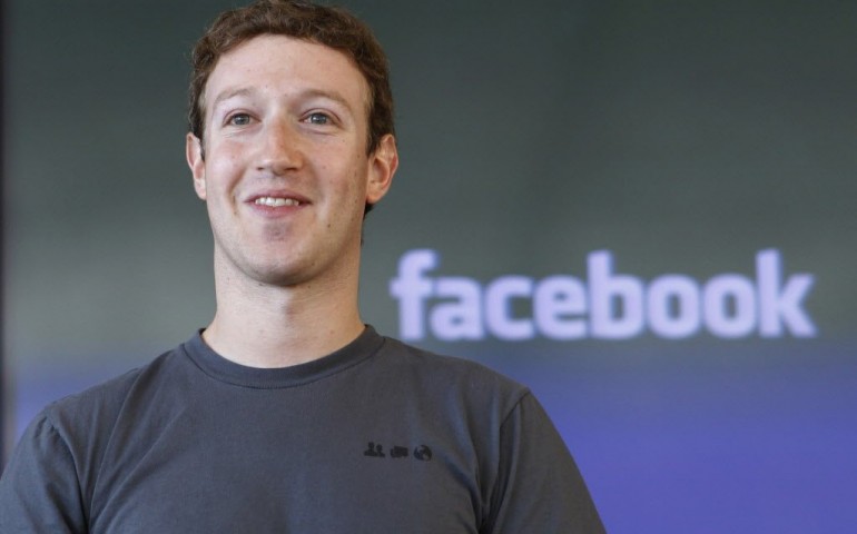 Facebook a pagamento? Una bufala