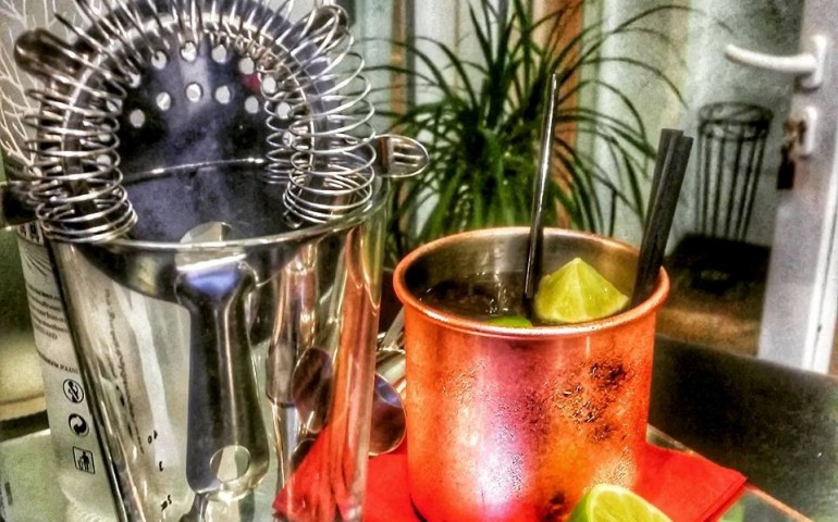 Moscow Mule: il cocktail che “scalcia come un mulo”