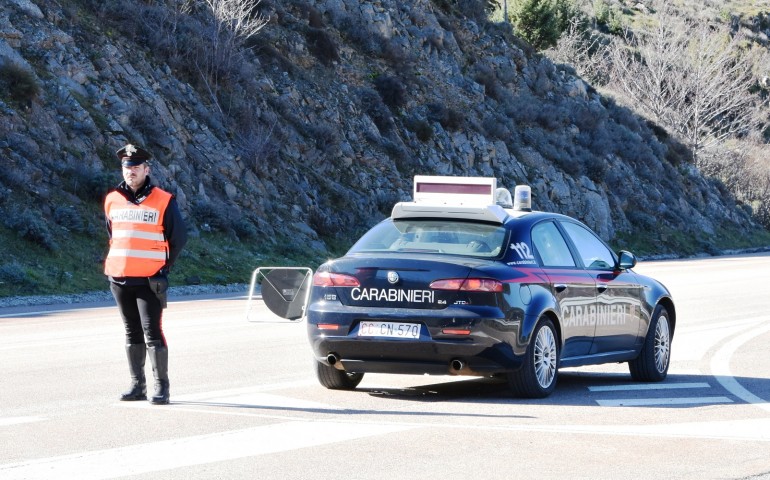 Controlli ad Arzana, i carabinieri in azione dalle prime luci dell’alba