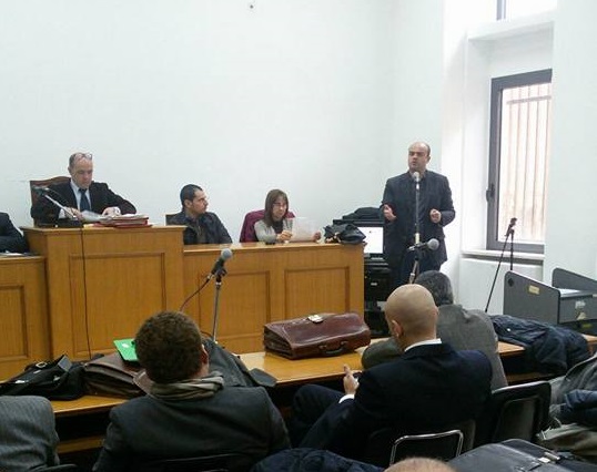Gli avvocati danno fiducia ad Orlando e sospendono lo sciopero