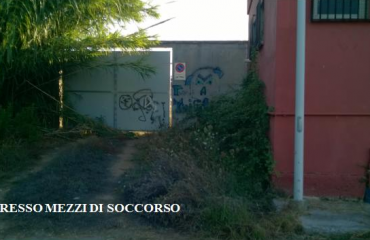 ingresso mezzi di soccorso