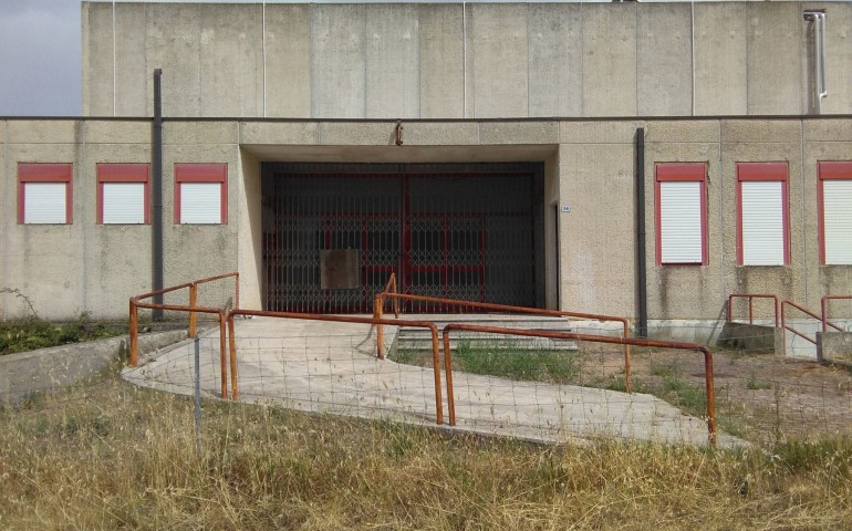 La piscina incompiuta di Perdasdefogu