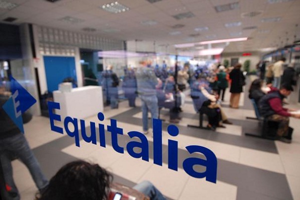 Equitalia: stop alle cartelle, congelati quasi tutti gli atti della riscossione