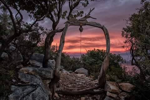 Le foto dei lettori. Splendido tramonto a Baunei nello scatto di Anna Piroddi