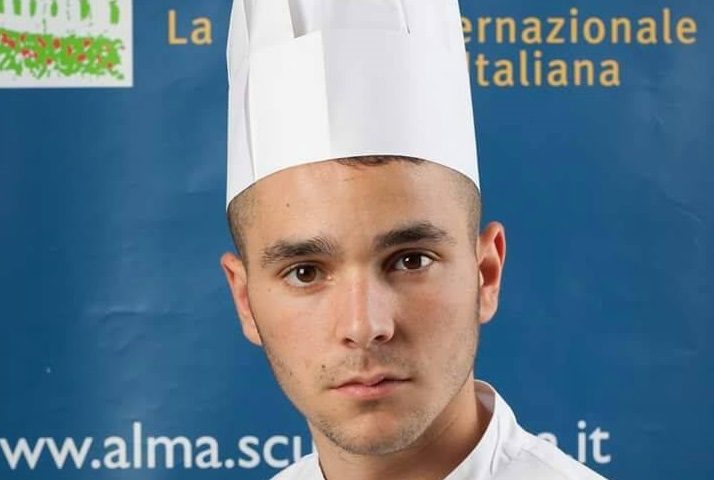 Cristian Cannas, 19enne di Osini, alla corte degli chef stellati dell’Alma, la scuola internazionale di cucina italiana