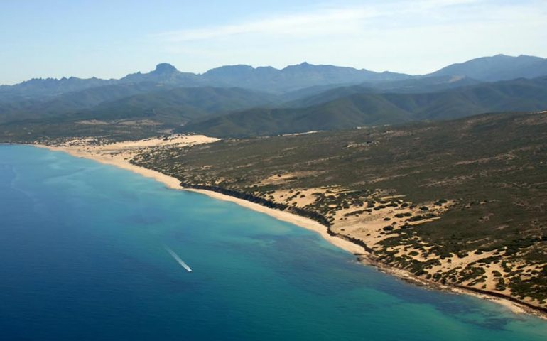 Le dune che incantano: Piscinas è tra le 21 spiagge più belle del mondo secondo il National Geographic