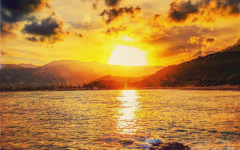 Le foto dei lettori. Un emozionante tramonto a Sarrala