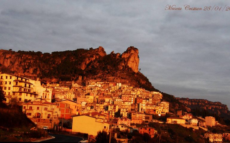 Le foto dei lettori. La bellezza di Ulassai alle prime luci dell’alba