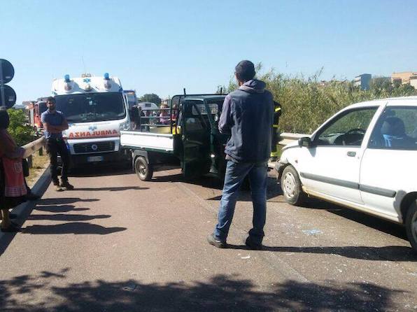 Incidente all’uscita di Lotzorai. Tre feriti trasportati a Lanusei