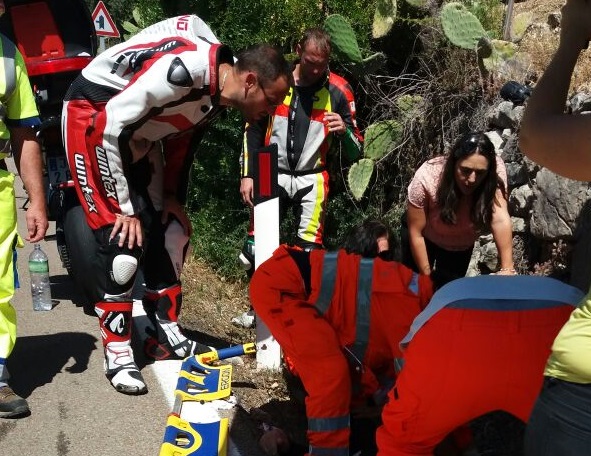 Scontro auto-moto nella strada per Gairo. Centauro tedesco in ospedale