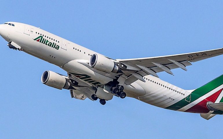 Crescono le tratte con Alitalia. Altri 122mila posti per la Sardegna sulle rotte gestite dalla compagnia di bandiera in continuità territoriale