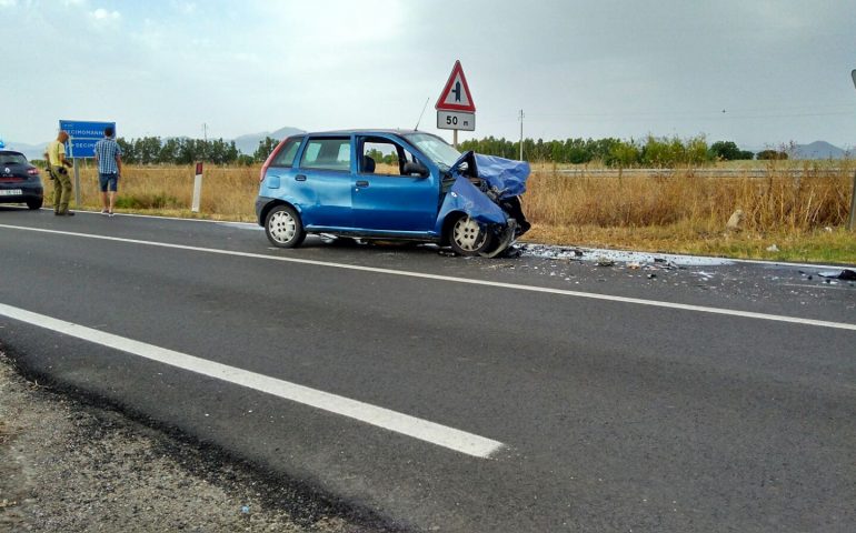 Tragico incidente sulla statale 196: a perdere la vita una 55enne di Arbus