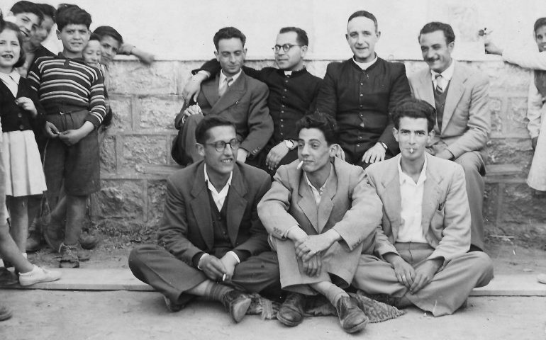 Come eravamo. Giovani jerzesi in piazza nel 1951