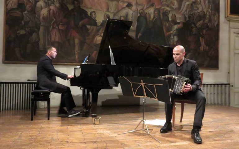 Al via la quarta edizione di “Seui in musica” col duo Fabio Furìa-Walter Agus