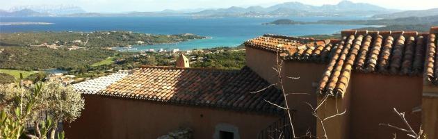 Porto Cervo. Rom “in ferie” occupano la villa dove soggiornò Formigoni