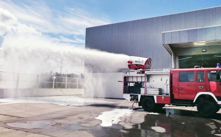 Lotta agli incendi in Sardegna. Dopo il Super Puma arriva la turbina nebulizzante. Diana: “Strumento a costo zero per la Regione”