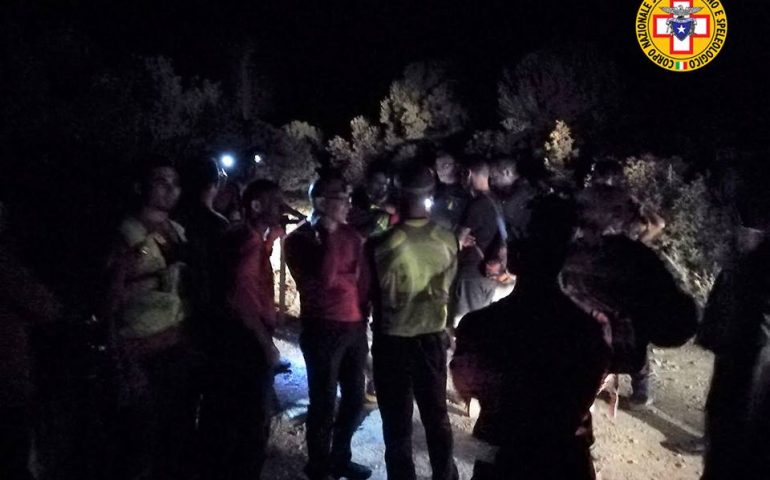 Escursionisti salvati nella notte grazie a un sms tra Cala Domestica e Masua: si erano persi e non avevano luci