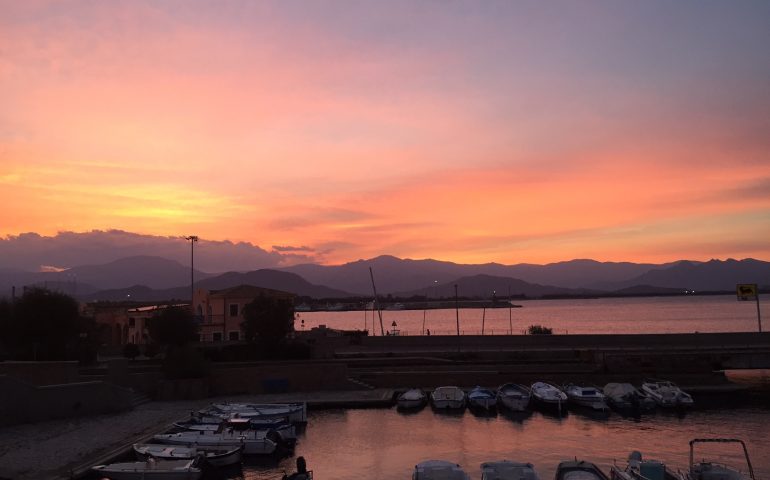 Le foto dei lettori. Tramonto ad Arbatax: è magia