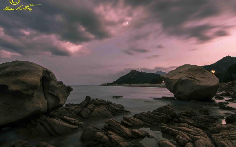 Le foto dei lettori. La spiaggetta di Cardedu by night