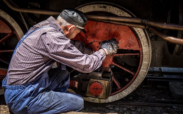 Le foto dei lettori. Manutenzione e…tutti in carrozza, si parte!