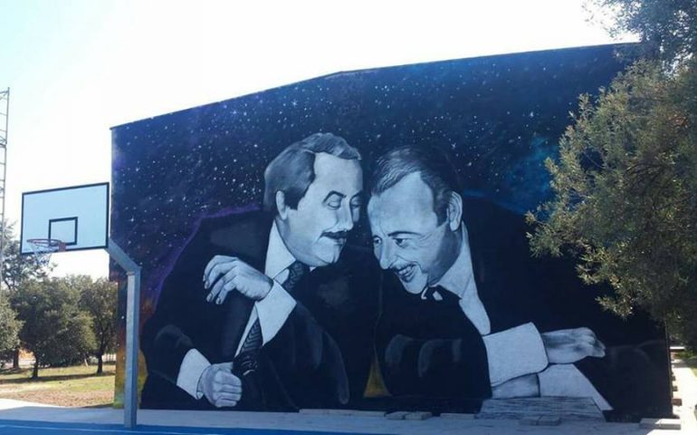 Pula: un murale per Falcone, Borsellino, Emanuela Loi e gli uomini della scorta. Martedì l’inaugurazione