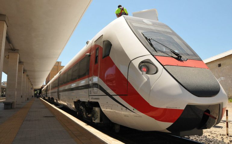 Il treno sardo tra Cagliari e Sassari arriverà a 180 km/h e la tratta sarà coperta in due ore
