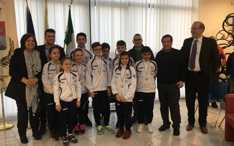 Tortolì, premiate oggi le benemerenze sportive. In sala giunta riconoscimenti ai risultati di atleti grandi e piccoli