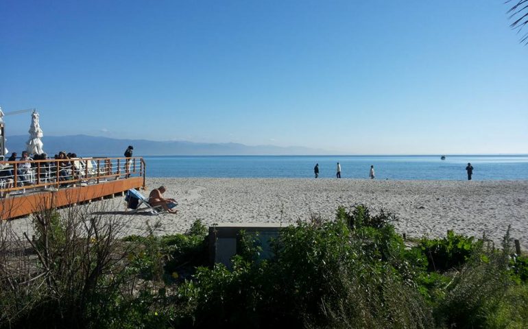 Meteo: in Sardegna Natale con gli occhiali da sole e Santo Stefano con l’ombrello