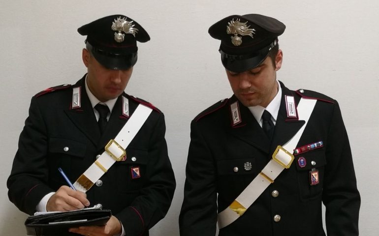 Controlli dei carabinieri a Macomer, due persone denunciate