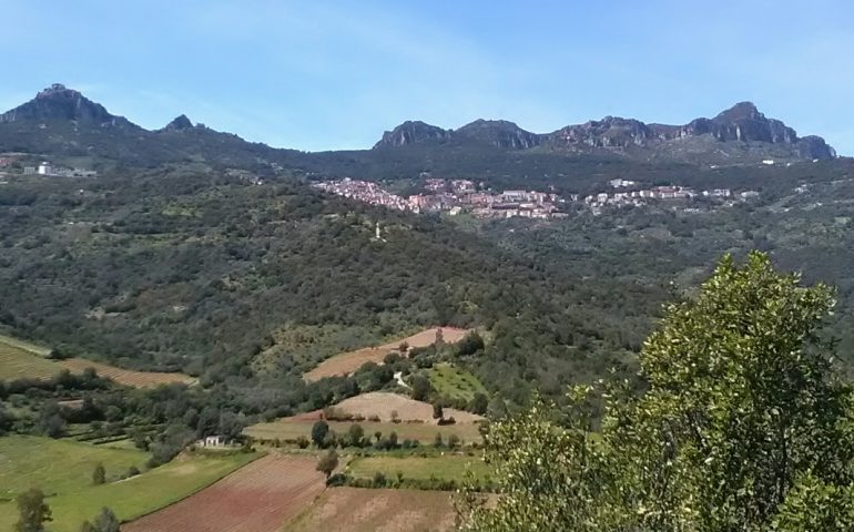 Le foto dei lettori. Jerzu inondata di sole nello scatto di Maria Lidia Contu