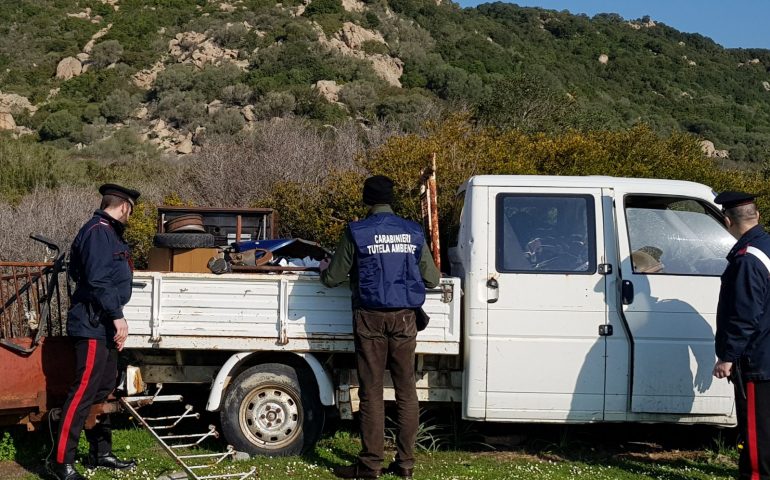 Onifai, discarica a cielo aperto scoperta dai Carabinieri. Tre persone nei guai per inquinamento ambientale