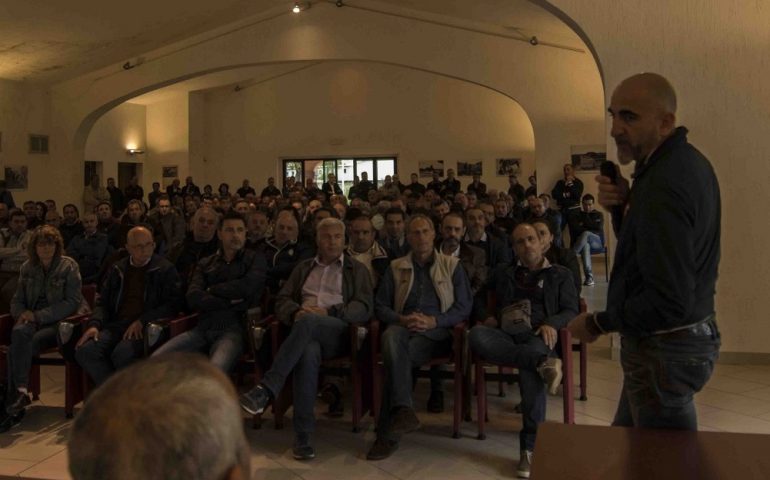 (PHOTOGALLERY) Forestas, dibattito pubblico a Abbasanta con gli amministratori. Intervengono anche i sindaci di Arzana e Urzulei