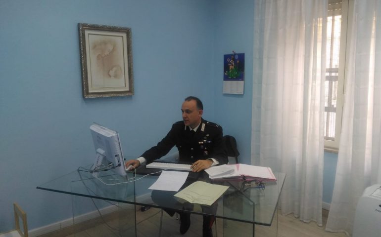 Nuoro, invia un curriculum al sito internet di una società straniera e si rende complice di riciclaggio