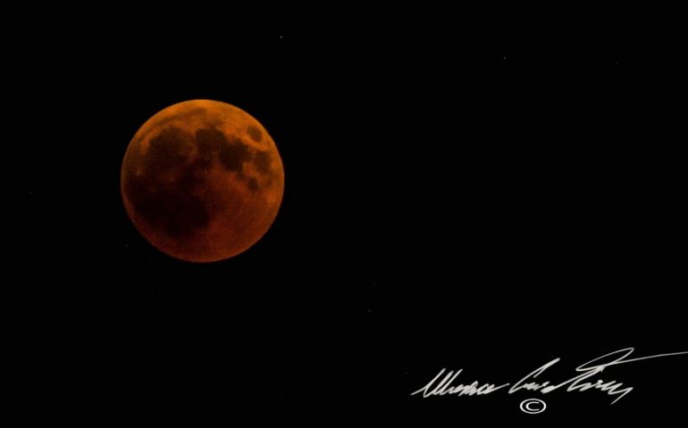 Le foto dei lettori. Notte speciale quella di ieri, l’Ogliastra con il naso all’insù