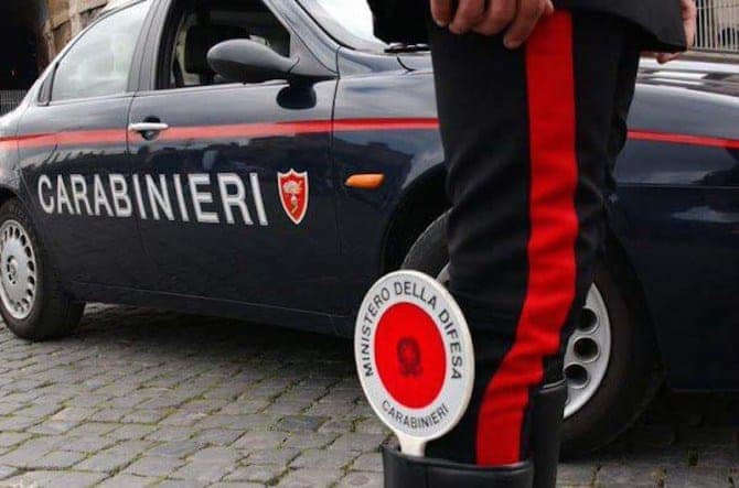 In auto con la droga. Denunciato 25enne dai carabinieri di Orroli