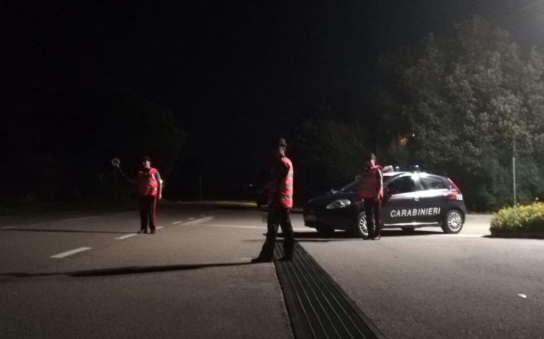 Costa Rei, ruba la ruota di un’auto e la sostituisce con un mattone. Nei guai un ventenne