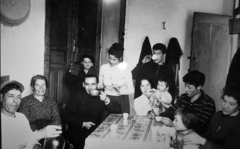 Come eravamo. Ritrovo in famiglia: la Seui degli anni ’50