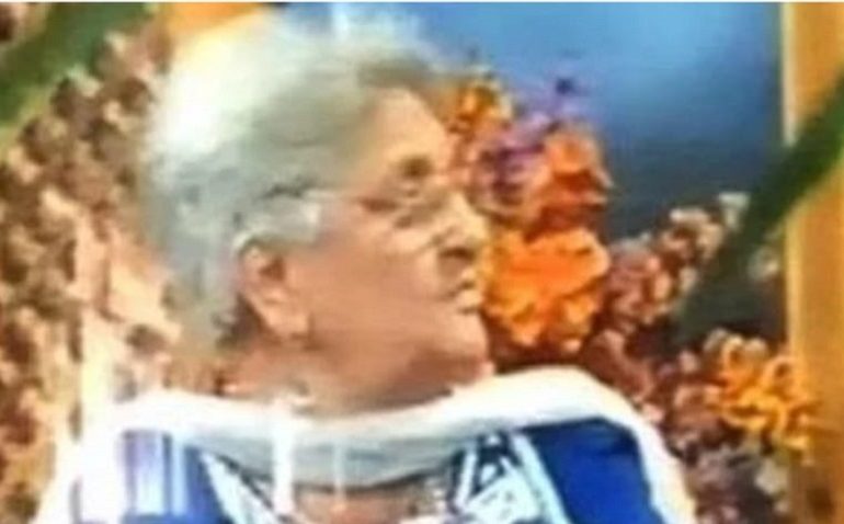 India sotto choc: morta in diretta TV la scrittrice Rita Jitendra