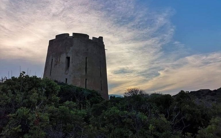 Le foto dei lettori. La Torre di San Giovanni di Sarrala in uno scatto di Lucia Dettori